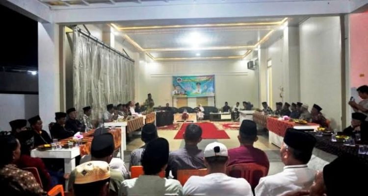 Suasana halal bi halal perantau Minang di Kabupaten Siak, Provinsi Riau, dengan Bupati Kabupaten Lima Puluh Kota, hari Jum'at, tanggal 25 April 2025. (urangminang.id/limapuluhkotakab.go.id)