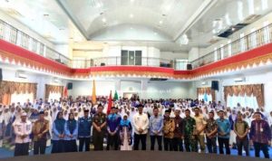 Wakil Bupati Kabupaten Pasaman Barat, M. Ihpan, menghadiria cara pelepasan Calon Haji yang digelar di Aula Kantor Bupati, pada hari Kamis, tanggal 8 Mei 2025. (foto : pasamanbarat.go.id)