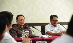 Anggota Dewan Perwakilan Daerah (DPD) Republik Indonesia, H. Irman Gusman, melakukan kunjungan kerja ke Kantor Bupati Padang Pariaman di Parit Malintang, dalam rangka reses dan inventarisasi pengawasan program strategis daerah. (URANGMINANG.ID/Padangpariamankab.go.id)