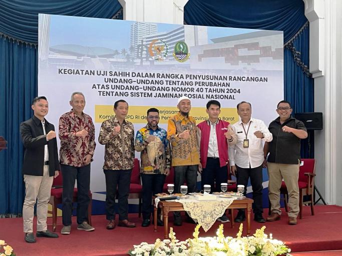 Anggota Komite III Dewan Perwakilan Daerah Republik Indonesia (DPD RI), H. Jelita Donal, melakukan kunjungan kerja (Kunker) ke Pemerintah Provinsi (Pemprov) Jawa Barat (Jabar), pada hari Rabu, tanggal 9 Juli 2025. (URANGMINANG.iD/NEWSROOM DPD RI)